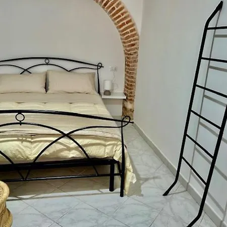 Domus Domina Apartment Oristano