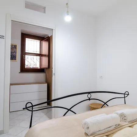 Domus Domina - Dimora Storica Apartment